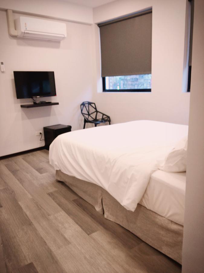 Neutral Inn Zhonghe  Exteriör bild